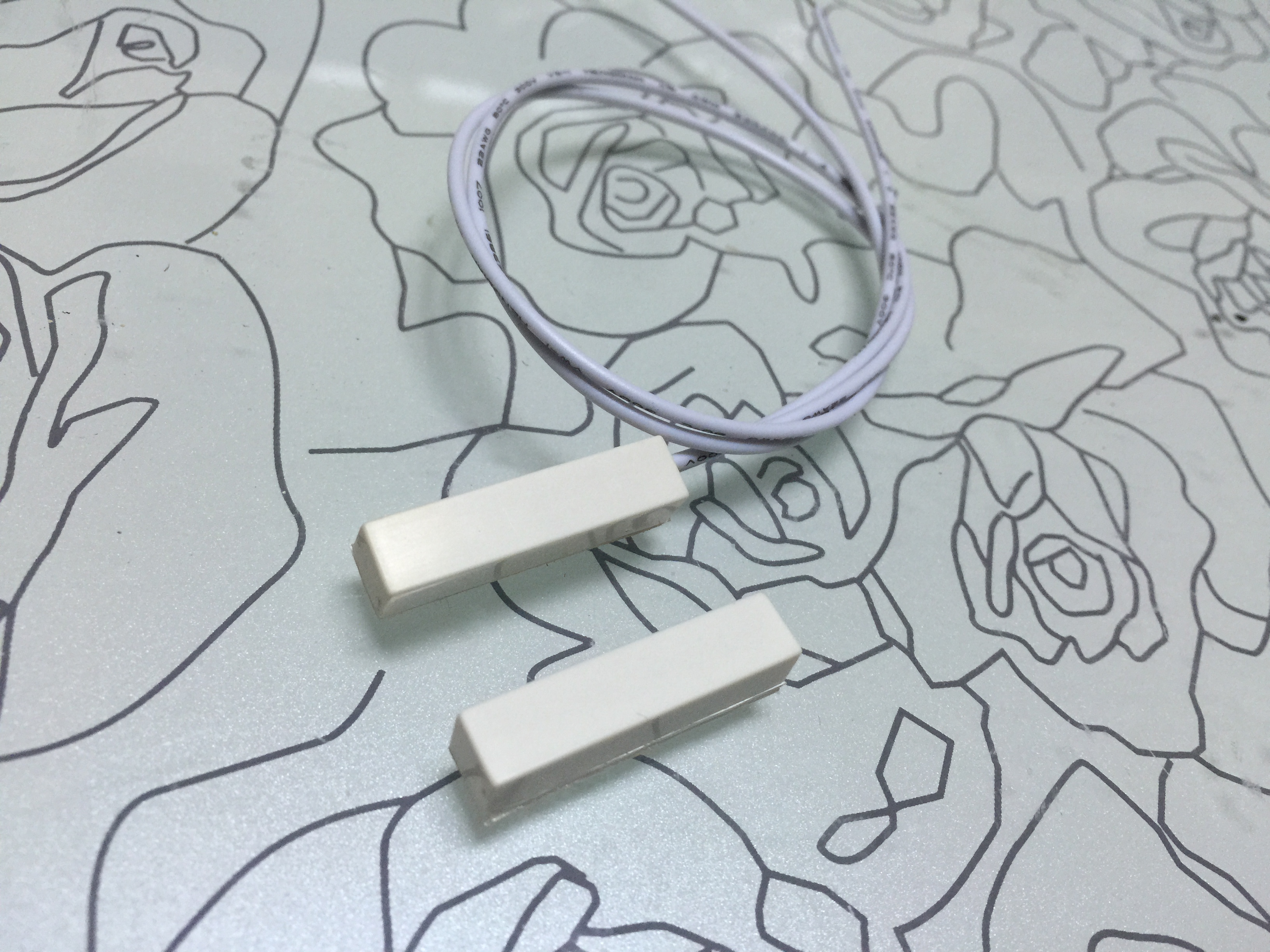 12V和24V磁控开关门磁开关NDC-1581衣柜门开关