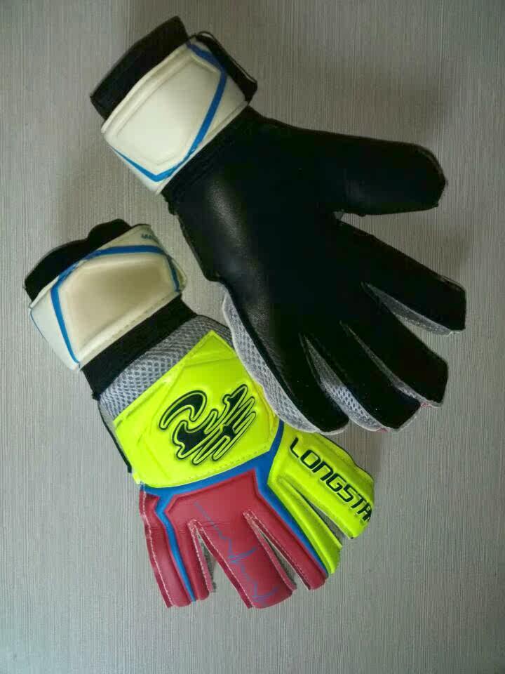 Gants de football - Ref 2591236 Image 1