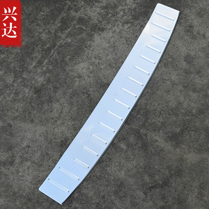 适用于2012-15款长城哈弗M4不锈钢装饰后杠踏板 M4外置后护板