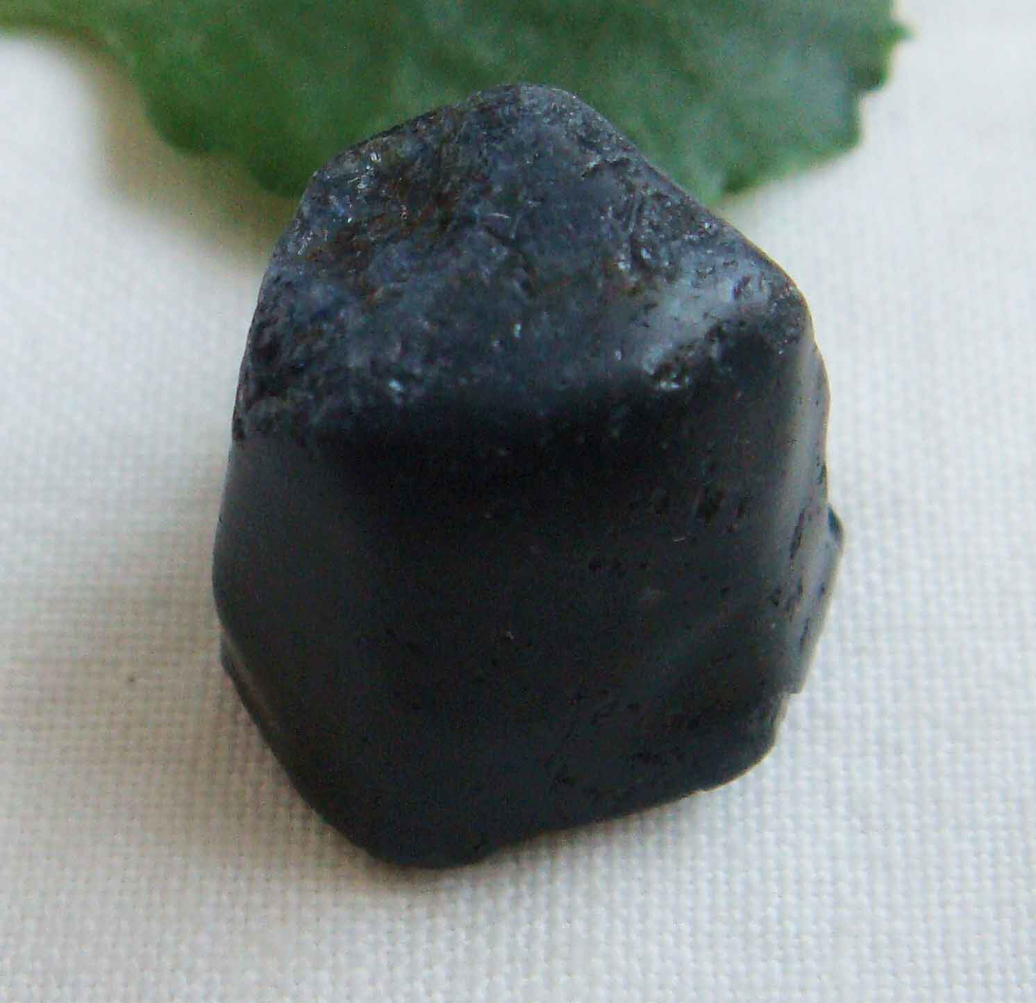 76ct 天然蓝宝石原石/毛料