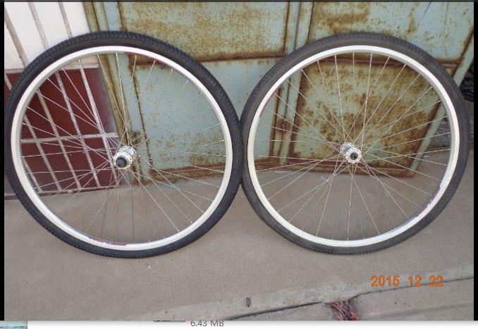 Roues de vélo - Ref 2379380 Image 1