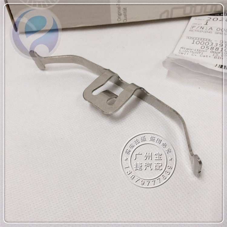 适用于奔驰GLK200GLK2刹车卡钳