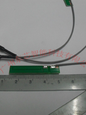 UHF超高频外接PCB迷你小天线2DB 读写器外接36*7*0.6mm-915MHz