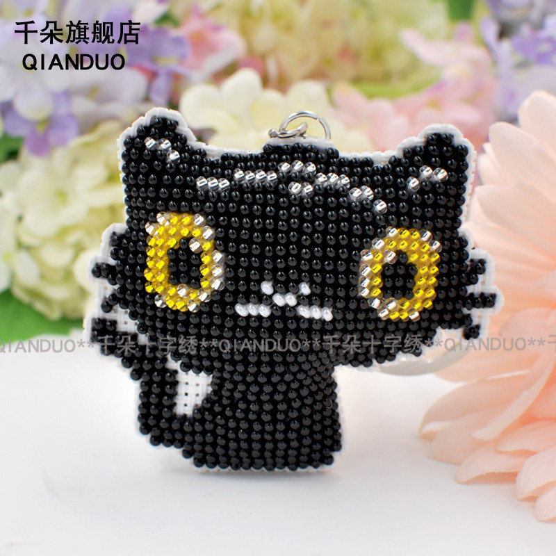 千朵印花全珠子满绣十字绣汽车钥匙扣防尘塞大眼萌猫挂件