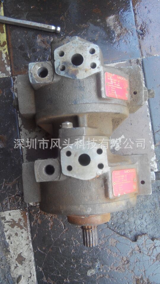 美国MOOG穆格D951-0011 /B HP-R18XX-RKP019SM28B1Z00径向柱塞泵