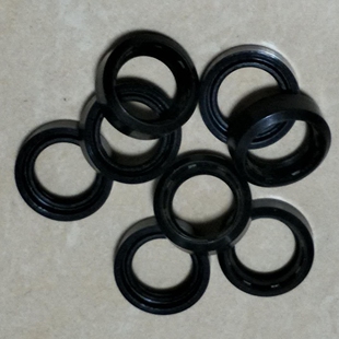 黑猫淦霖高压清洗机配件洗车刷车泵头密封圈280型380型一体型水封