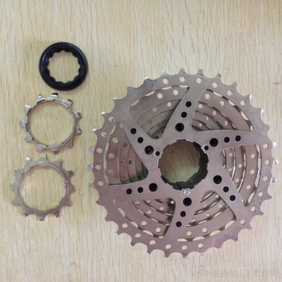 Pignon de vélo 9 vitesses - Ref 2379452 Image 1