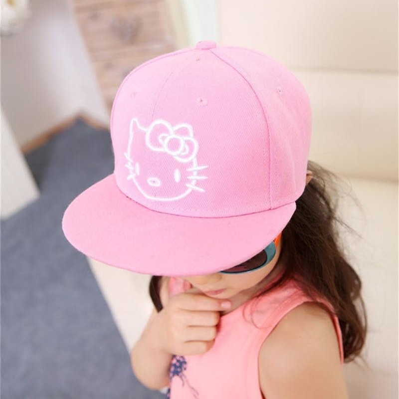 新款可爱hellokitty棒球帽男女儿童夏天亲子少年平沿嘻哈帽潮款在类目 童装/婴儿装/亲子装, 帽子/围巾/口罩/手套/耳套/脚套, 帽子中 - 来自Buy2taobao.com提供专业的淘宝代购服务