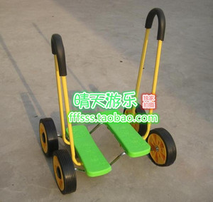 厂家直销儿童平衡脚踏车四轮踏板车宝宝户外运动感统训练器材玩具