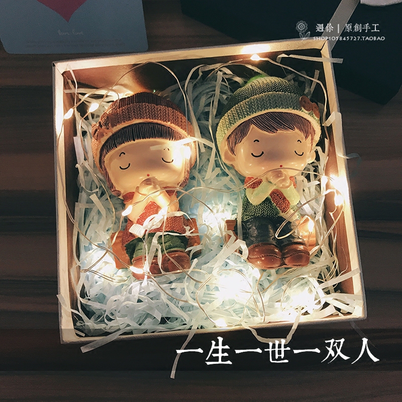创意表白送男朋友情人圣诞节闺蜜生日礼物特别浪漫女情侣娃娃结婚在类目 节庆用品/礼品, 其它节庆用品中 - 来自Buy2taobao.com提供专业的淘宝代购服务