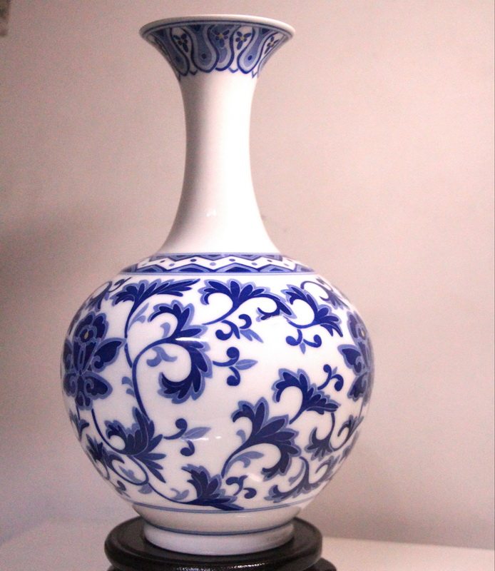醴陵瓷器 釉下彩 手绘青花赏瓶 陶瓷台面花瓶 工艺品摆件25厘米