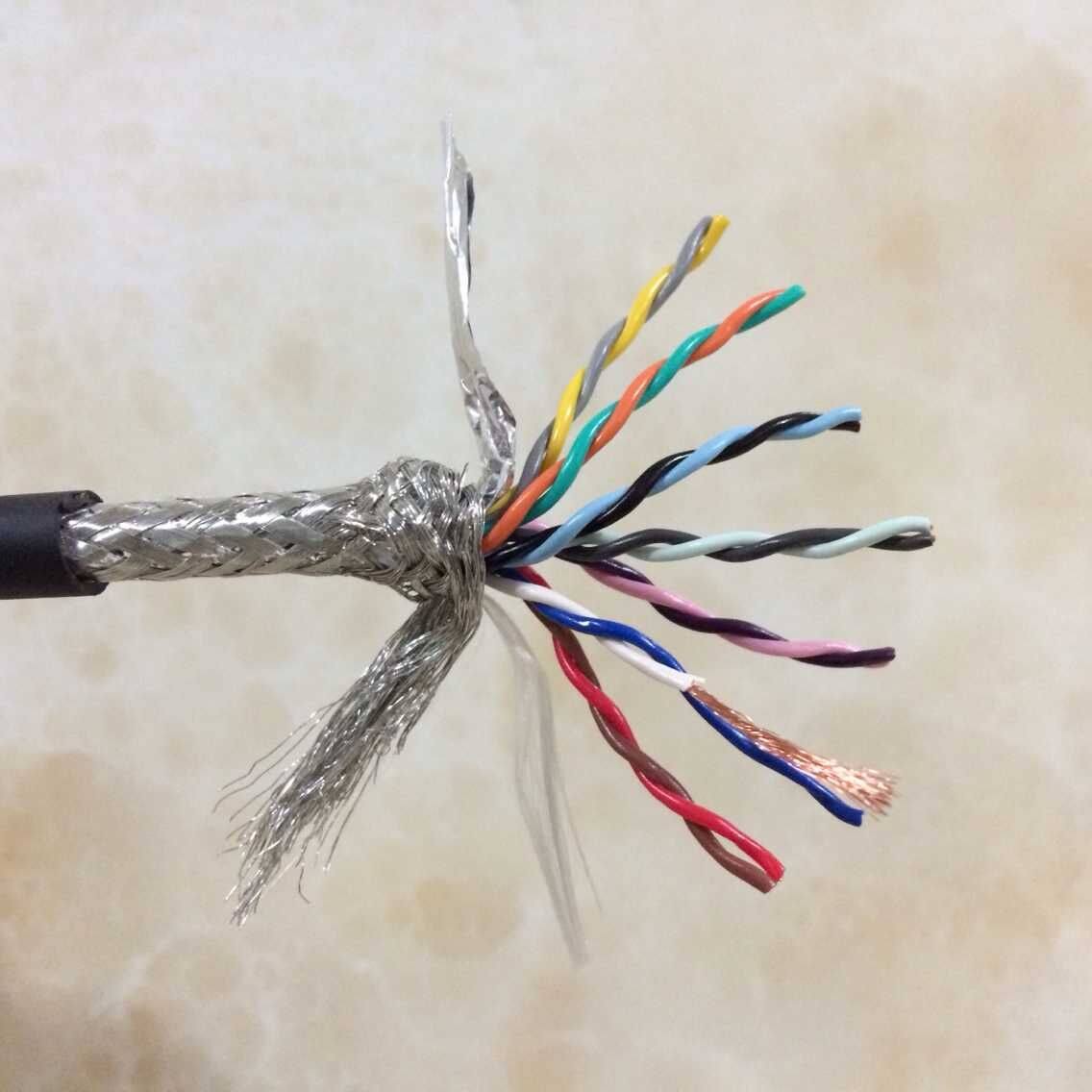 14芯屏蔽线0.3平方TRVVSP双绞拖链编码器信号线柔软耐折耐油耐寒