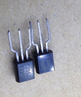 小功率三极管2SC2002 C2002