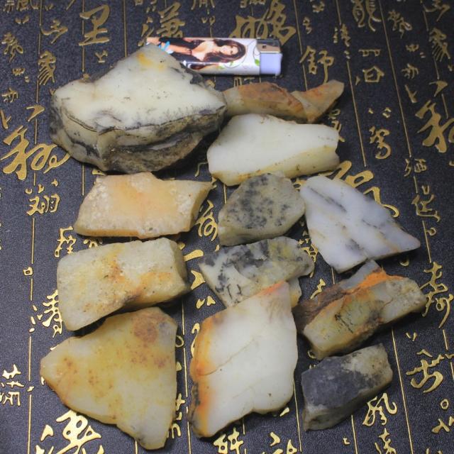 云南龙陵石缘天然玉石云南黄龙玉原石水草花毛料料石