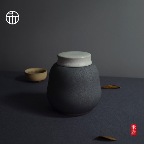日式风陶瓷汝窑茶叶罐