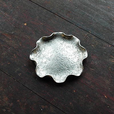 质素堂 荷叶卷边 岩石肌理纯锡制茶托 人文茶道器物 盖置 杯托