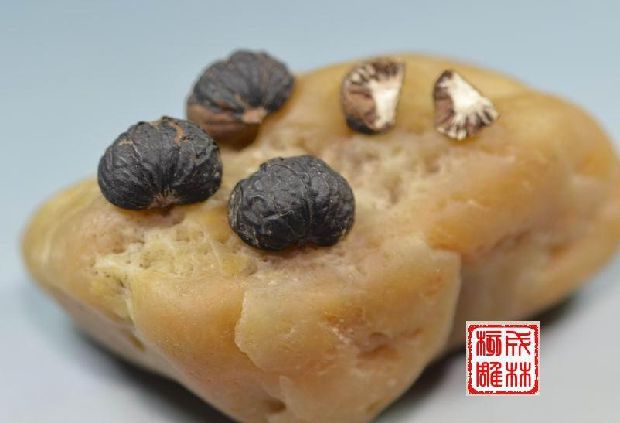 扁金线菩提子 多瓣滴血莲花 手持 手串  沉香 橄榄核 嘛梨疙瘩