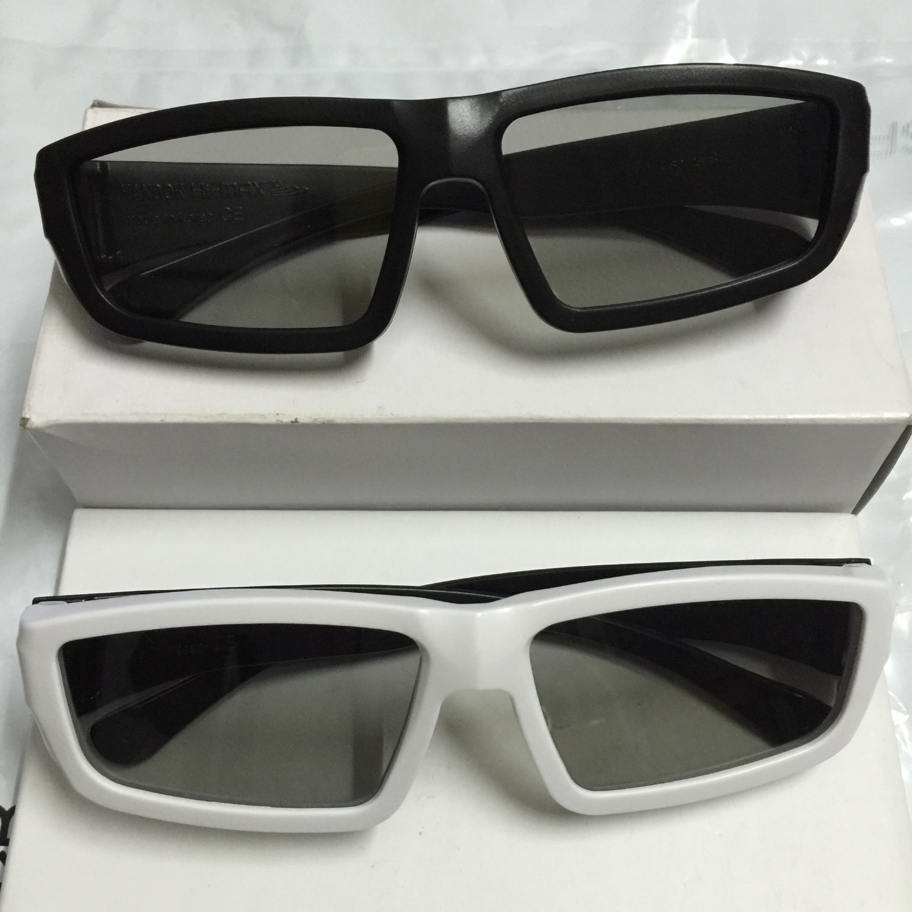 Lunettes VR ou 3D - Ref 1228573 Image 1