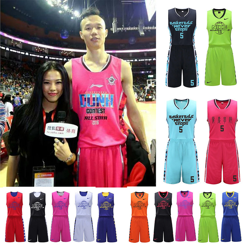 survêtement sport - Ref 564455 Image 1