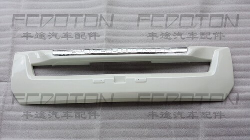 13-15款陆巡酷路泽LC200前保险杠护栏 前护杠 前小杠
