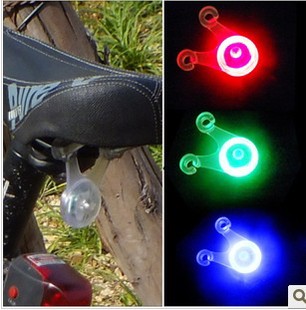 Lumière vélo - Frog Lumières - Ref 2399116 Image 1