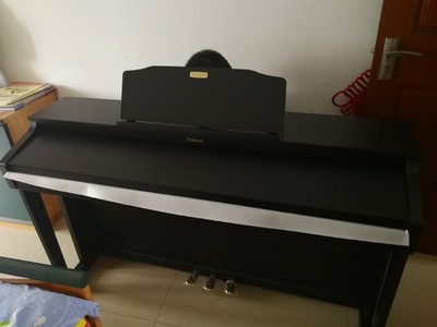 深度分析罗兰电钢琴hp702怎么样，入手罗兰电钢琴hp702 hp704好不好？