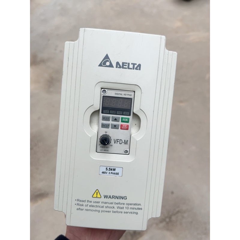 议价台达VFD055M43A变频器380V5.5KW