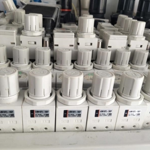 议价SMC ARM0F2-18GP YQDARM10F机2-20GP 压阀1 带调表 进口拆件