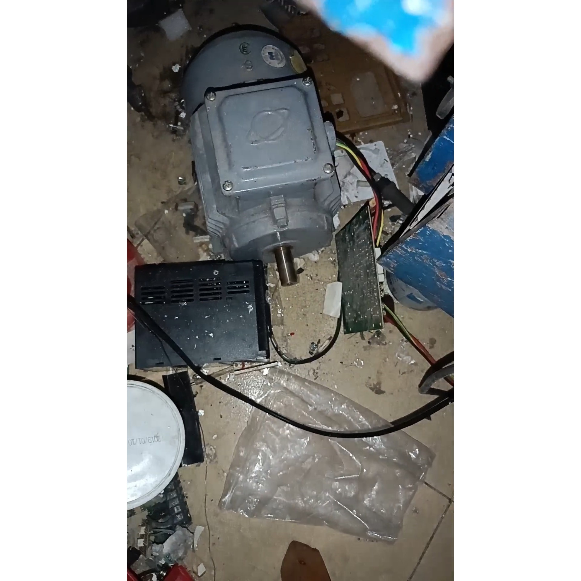 议价台达B系列11kw变频器VFD110B43A