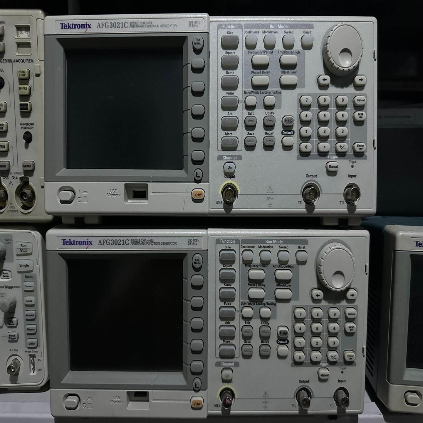 议价【熙城机电】(鑫鑫机械)泰克AFG2021C函数信号发生器，成色新