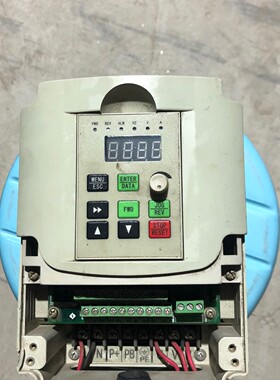 议价THINGET变频器v5-20p7 ,成色如图,实物拍摄