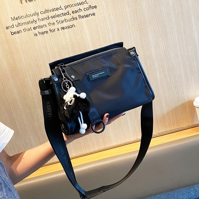 2024超火小包包简约高级感牛津帆布防泼水方形单肩包外出斜挎包女,箱包皮具/热销女包/男包,小方包,淘宝优惠券,粉丝福利购,淘宝优惠卷