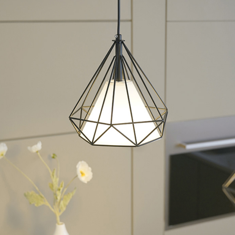 北欧简约现代家用餐桌吊灯 创意个性店铺酒K吧台商用led轨道吊灯