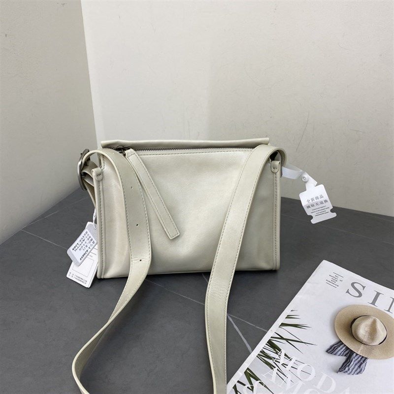 韩版新款休闲大容量单肩包简约软皮斜挎包懒庸风通勤时尚百搭女包,箱包皮具/热销女包/男包,小方包,淘宝优惠券,粉丝福利购,淘宝优惠卷