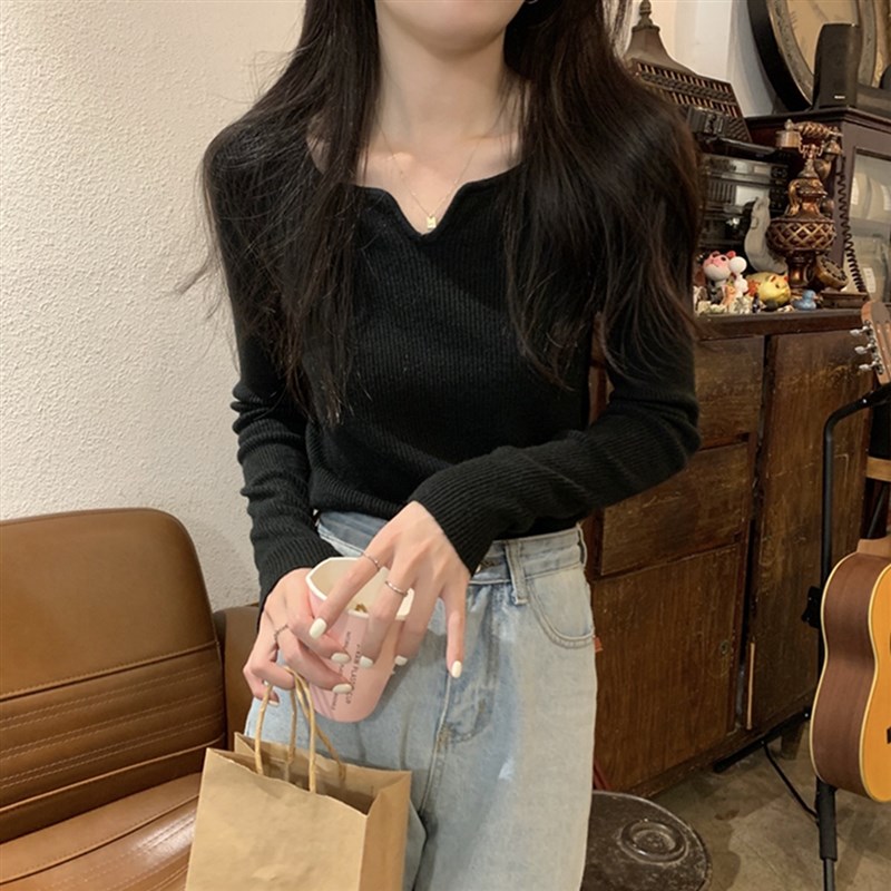 哺乳衣春秋季软糯糯长袖喂奶上衣针织衫设计感内搭v领毛衣打底衫