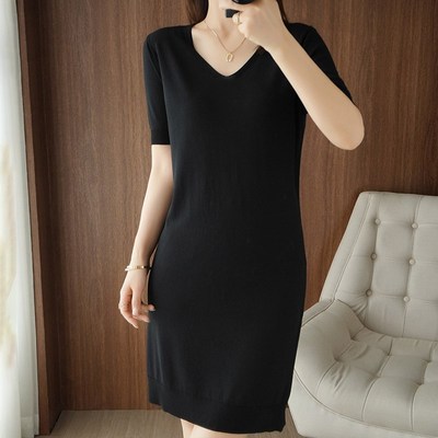 冰丝连衣裙女夏季薄款针织打底衫v领中长款裙子宽松纯色半袖长裙