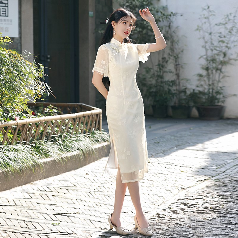 白色领证登记小礼服小个子订婚连衣裙新中式旗袍日常平时可穿优雅