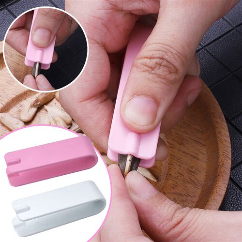 新品Mini Householmd Plastic Peeling Melon Seeds Opener Devic