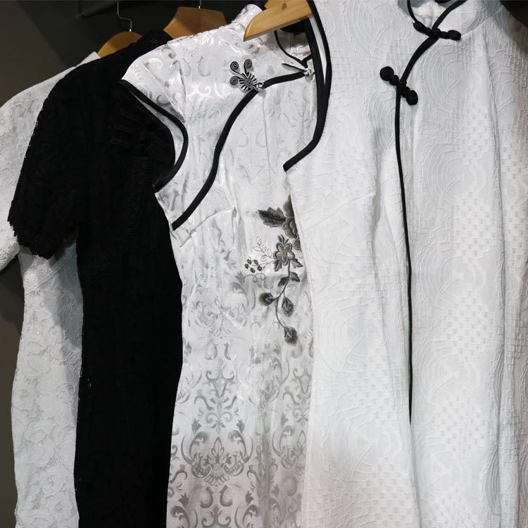 样板房衣帽间新中式礼服旗袍白色连衣裙衣柜摆件装饰品,家居饰品,家饰软装搭配套装,淘宝优惠券,粉丝福利购,淘宝优惠卷