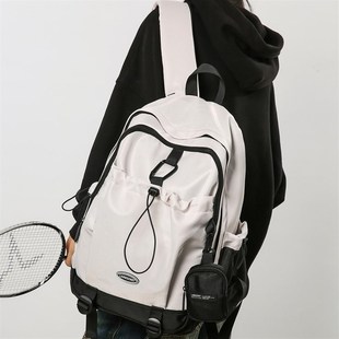 港版时尚背包男双肩2025新款机车风书包男大学生轻便设计感高中女