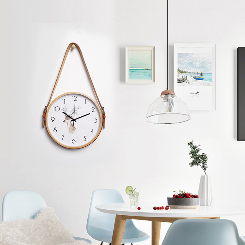 hot北欧实木挂钟客厅现代简约家用皮带原木静音时钟表卧室创意免