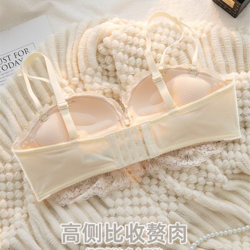 半杯小胸聚拢内衣女加厚手掌杯显大不空杯胸罩aa杯少女内衣套装