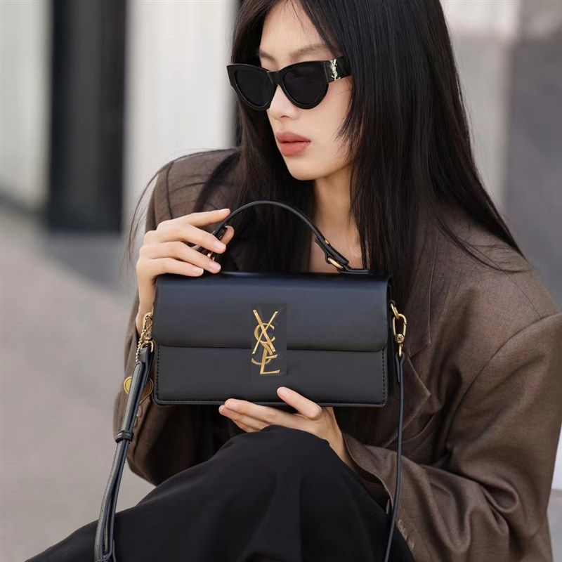 今年流行的包包2024新款韩版手提小方包气质高级感百搭单肩斜挎包,箱包皮具/热销女包/男包,小方包,淘宝优惠券,粉丝福利购,淘宝优惠卷