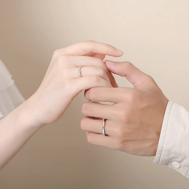 莫比乌斯环999纯银情侣对戒一对银戒指简约素圈七夕礼物送男女友