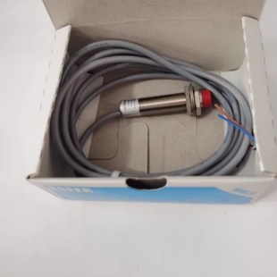 04N PM12 04P 02N 传感器 全新 02.P 接近开关