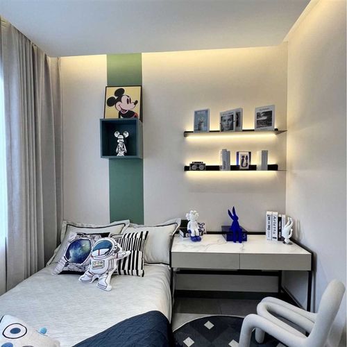 110v-220v外贸发光一字隔板墙上置物架金属展示架层板