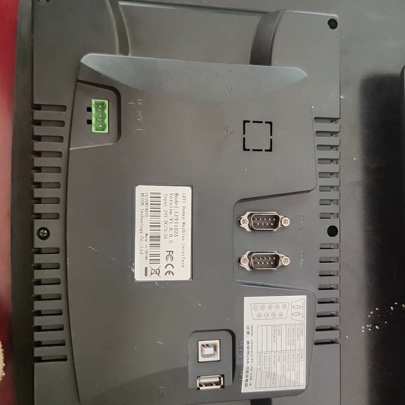 二手 维控LEV1102A 触摸屏 10寸 功能完好 成色挺好的议价