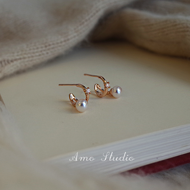 特别设计珍珠耳钉女高级感耳夹无耳洞耳饰耳环202U1年新款潮秋冬