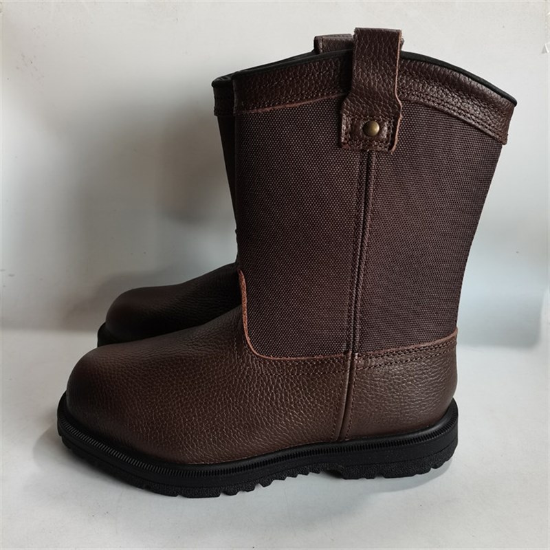 新款外贸单户外真皮男鞋钢头靴子工装高帮防滑靴马丁靴大码工作鞋