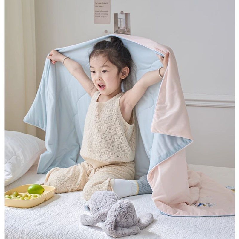 凉感儿童空调被冰丝夏凉被幼儿园夏季薄款被子宝宝被芯可机洗夏天